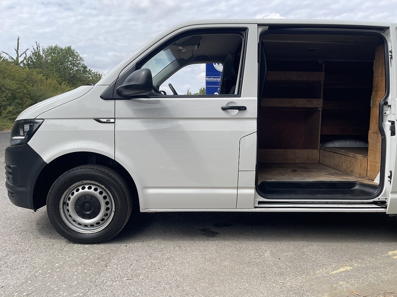 Volkswagen Transporter Transporter Startline Panel Van 1 Manual Diesel - U946