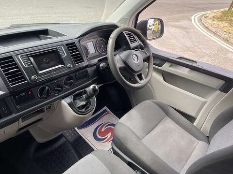 Volkswagen Transporter Transporter Startline Panel Van 1 Manual Diesel - U946
