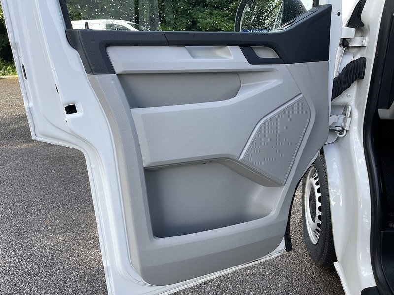 Volkswagen Transporter 2.0 TDI T28 Startline FWD SWB Euro 6 (s/s) 5dr - U948