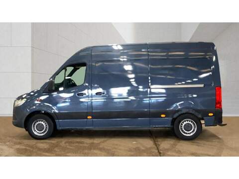 Mercedes-Benz eSprinter 55kWh Progressive Auto FWD L2 H2 5dr 20kW Charger - U949