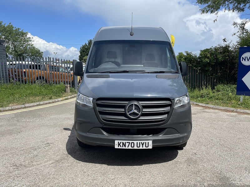 Mercedes-Benz eSprinter 55kWh Progressive Auto FWD L2 H2 5dr 20kW Charger - U949