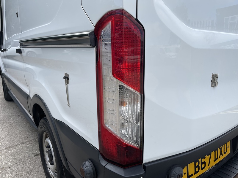 Ford Transit 2.0 350 EcoBlue FWD L2 H3 Euro 6 5dr - U957