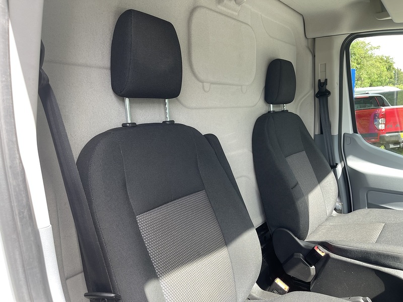 Ford Transit 2.0 350 EcoBlue FWD L2 H3 Euro 6 5dr - U957