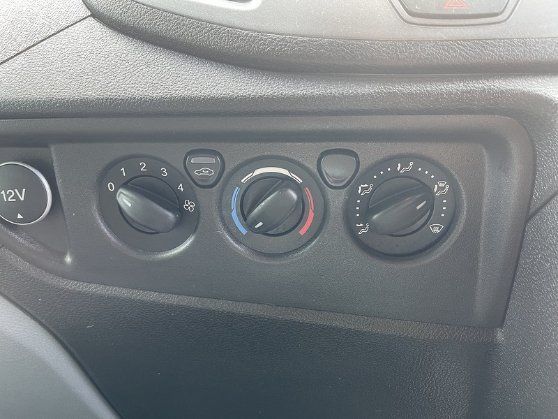 Ford Transit 2.0 350 EcoBlue FWD L2 H3 Euro 6 5dr - U957