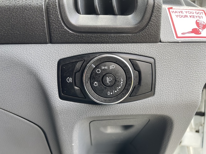 Ford Transit 2.0 350 EcoBlue FWD L2 H3 Euro 6 5dr - U957