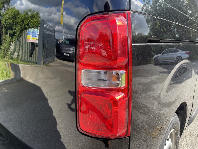 Peugeot Expert 1.5 BlueHDi 1000 Professional Premium Standard Panel Van MWB Euro 6 (s/s) 6dr - U961