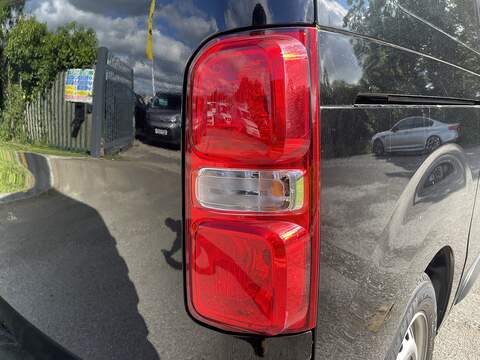Peugeot Expert 1.5 BlueHDi 1000 Professional Premium Standard Panel Van MWB Euro 6 (s/s) 6dr - U961