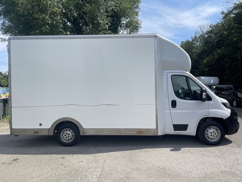 Peugeot Boxer Low Floor Luton L3 140PS - U965