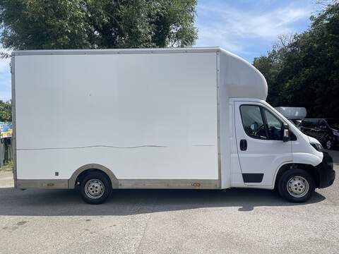 Peugeot Boxer Low Floor Luton L3 140PS - U965