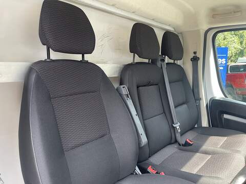 Peugeot Boxer Low Floor Luton L3 140PS - U965