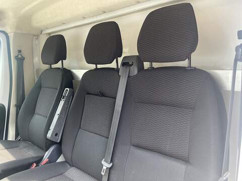 Peugeot Boxer Low Floor Luton L3 140PS - U965