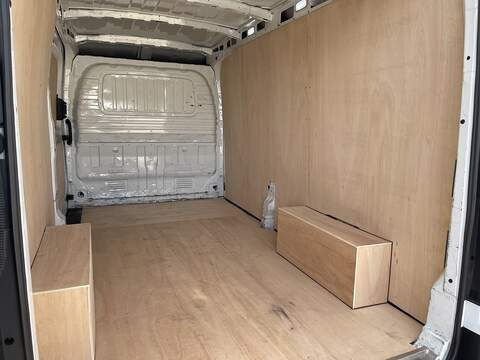 MAXUS Deliver 9 2.0 D20 FWD L3 H2 Euro 6 (s/s) 5dr - U971
