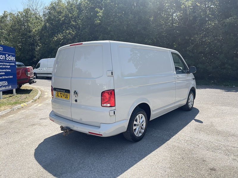 Volkswagen Transporter 2.0 TDI T28 Highline FWD SWB Euro 6 (s/s) 5dr - U973