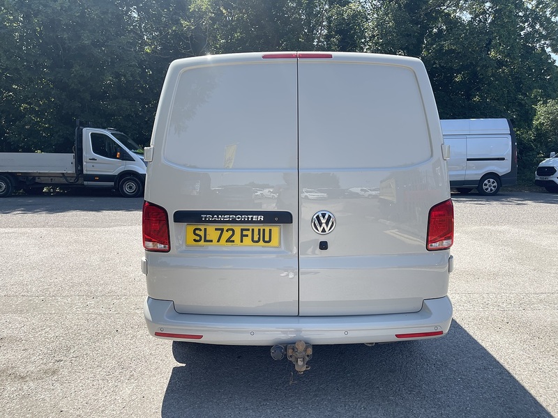 Volkswagen Transporter 2.0 TDI T28 Highline FWD SWB Euro 6 (s/s) 5dr - U973
