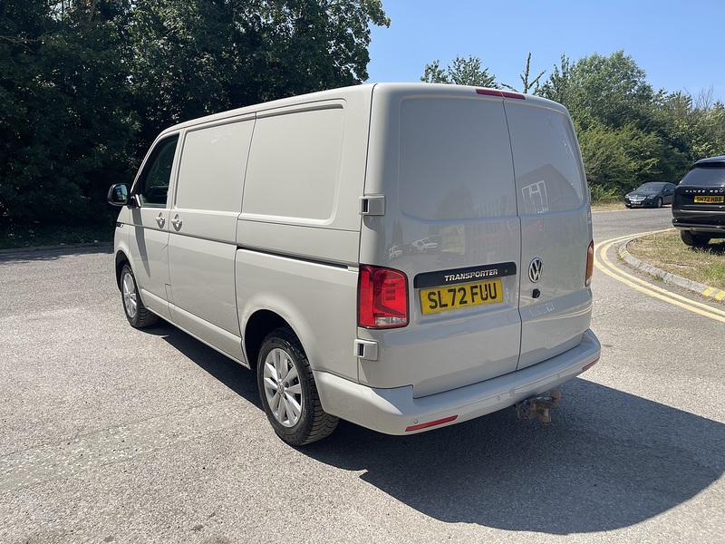 Volkswagen Transporter 2.0 TDI T28 Highline FWD SWB Euro 6 (s/s) 5dr - U973