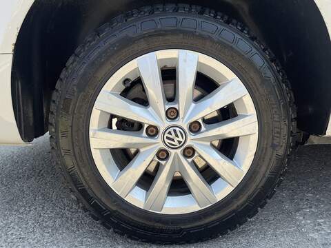 Volkswagen Transporter 2.0 TDI T28 Highline FWD SWB Euro 6 (s/s) 5dr - U973