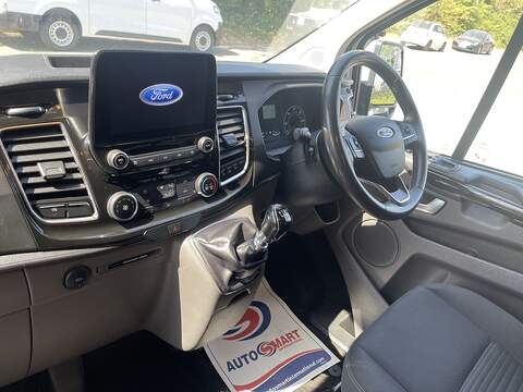 Ford Transit Custom 2.0 320 EcoBlue Limited Crew Van L2 H1 Euro 6 (s/s) 5dr - U975