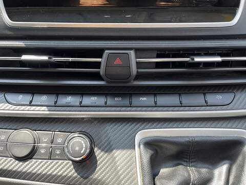 MAXUS Deliver 9 2.0 D20 FWD L3 H2 Euro 6 (s/s) 5dr - U976