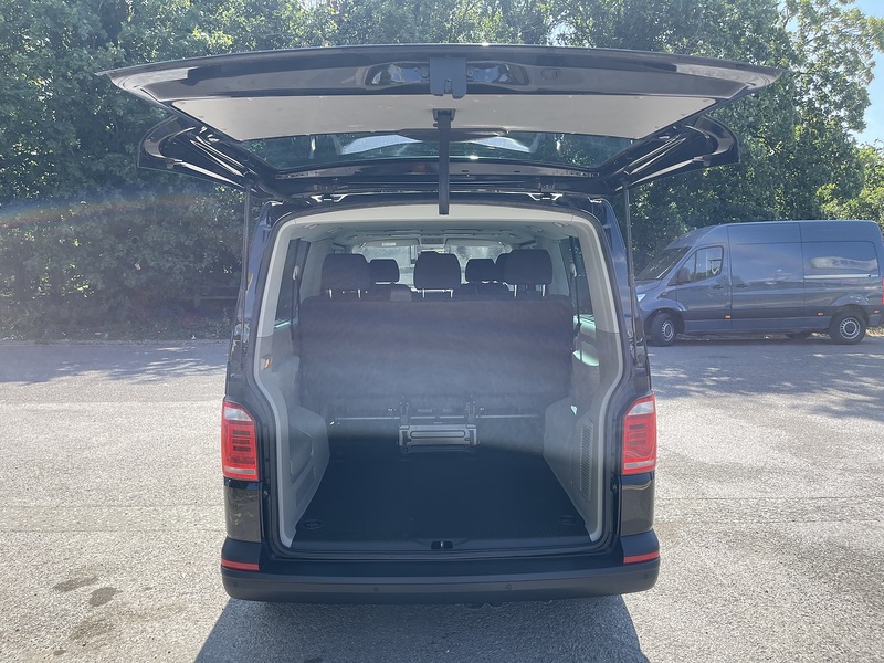 Volkswagen Transporter Shuttle 2.0 TDI S LWB Euro 6 (s/s) 5dr - U978