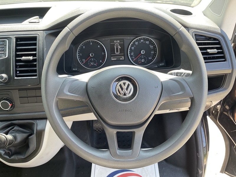 Volkswagen Transporter Shuttle 2.0 TDI S LWB Euro 6 (s/s) 5dr - U978