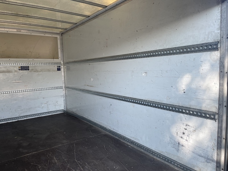 Ford Transit 2.0 350 EcoBlue HD Leader Chassis Cab 2dr Diesel Manual RWD L4 Euro 6 (s/s) (DRW) (130 ps) - U984