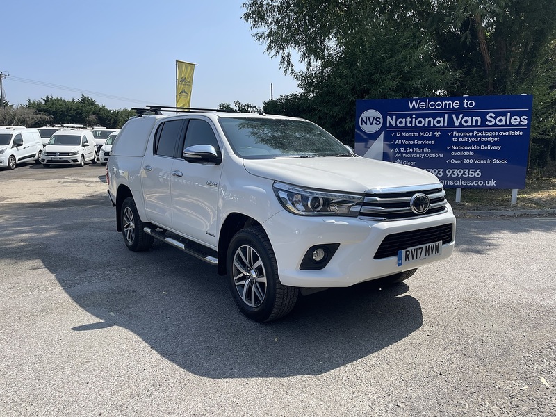 Toyota Hilux 2.4 D-4D Invincible 4WD Euro 6 4dr (TSS, 3.5t) - U987