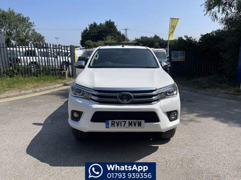 Toyota Hilux 2.4 D-4D Invincible 4WD Euro 6 4dr (TSS, 3.5t) - U987
