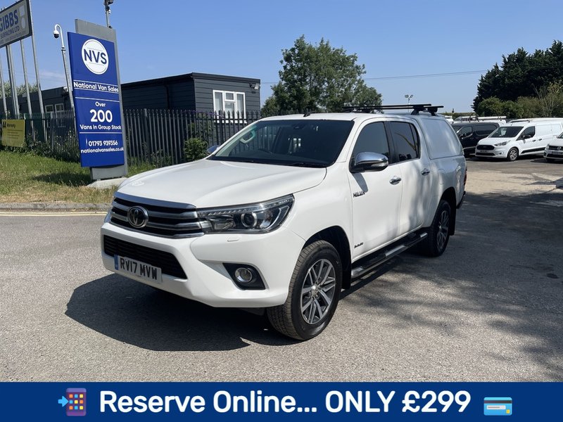 Toyota Hilux 2.4 D-4D Invincible 4WD Euro 6 4dr (TSS, 3.5t) - U987