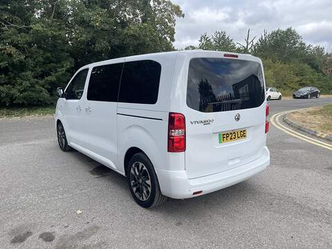Vauxhall Vivaro Life Electric 50kWh Ultimate Auto MWB 5dr (8 Seat, 11kW Charger) - U989