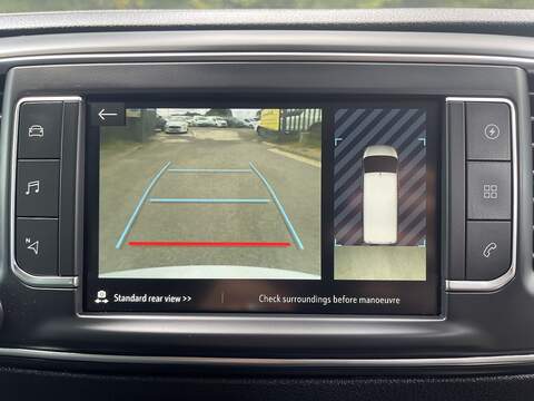 Vauxhall Vivaro Life Electric 50kWh Ultimate Auto MWB 5dr (8 Seat, 11kW Charger) - U989
