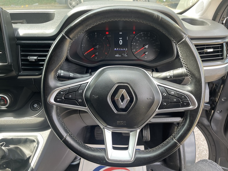 Renault Trafic 2.0 dCi Blue SL30 Extra L1 H1 Euro 6 (s/s) 5dr - U992