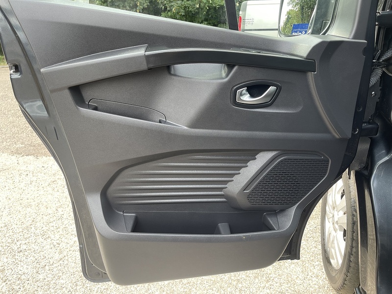 Renault Trafic 2.0 dCi Blue SL30 Extra L1 H1 Euro 6 (s/s) 5dr - U992