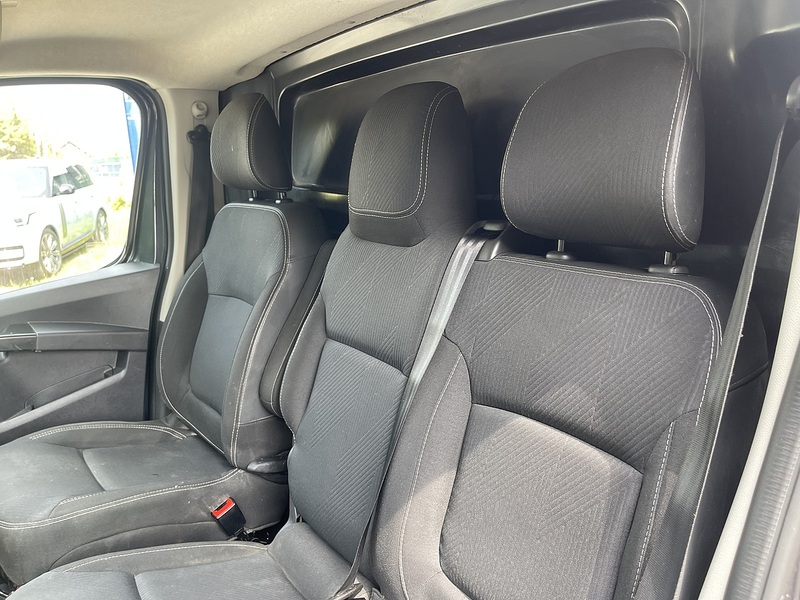 Renault Trafic 2.0 dCi Blue SL30 Extra L1 H1 Euro 6 (s/s) 5dr - U992