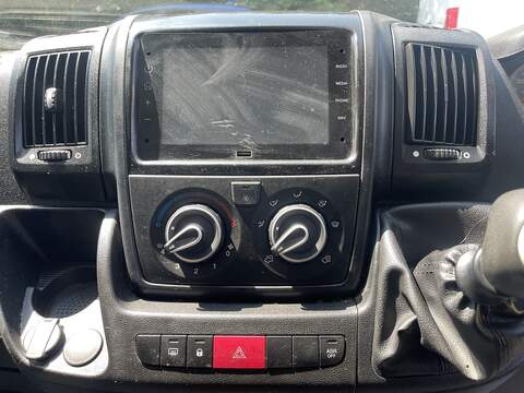 Peugeot Boxer 2.2 BlueHDi 335 Professional Premium + L2 H2 Euro 6 (s/s) 5dr - U996