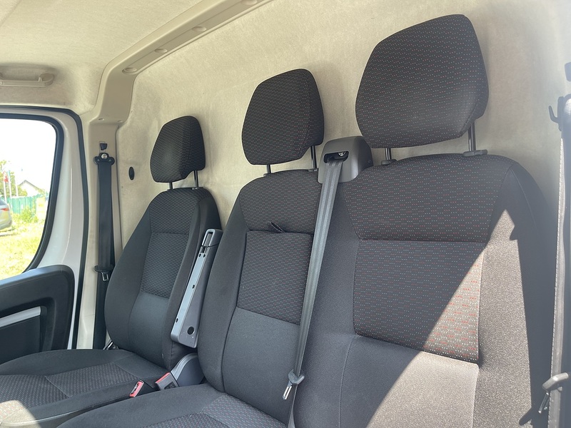 Peugeot Boxer 2.2 BlueHDi 335 Professional Premium + L2 H2 Euro 6 (s/s) 5dr - U996