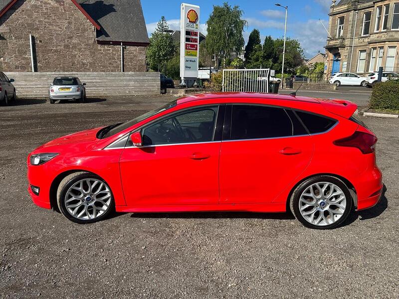 Ford Focus 1.5 TDCi Zetec S Hatchback 5dr Diesel Manual Euro 6 (s/s) (120 ps) - U10