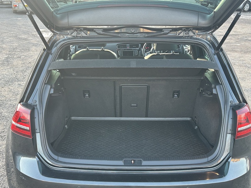 Volkswagen Golf 2.0 TDI BlueMotion Tech GTD Hatchback 5dr Diesel DSG Euro 6 (s/s) (184 ps) - U107