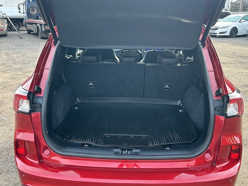 Ford Kuga 2.0 EcoBlue ST-Line SUV 5dr Diesel Auto AWD Euro 6 (s/s) (190 ps) - U108