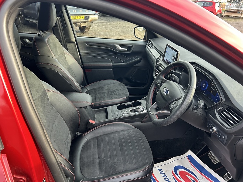 Ford Kuga 2.0 EcoBlue ST-Line SUV 5dr Diesel Auto AWD Euro 6 (s/s) (190 ps) - U108