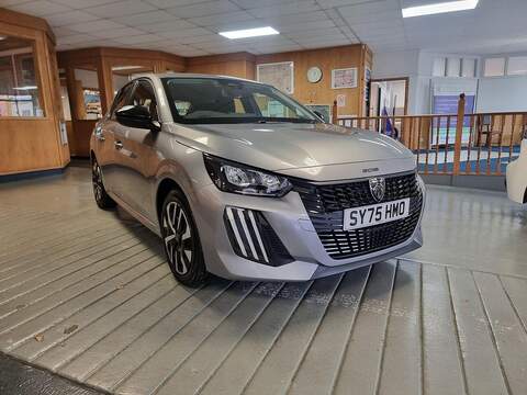 Peugeot 208 1.2 PureTech Style Hatchback 5dr Petrol Manual Euro 6 (s/s) (100 ps) - U112