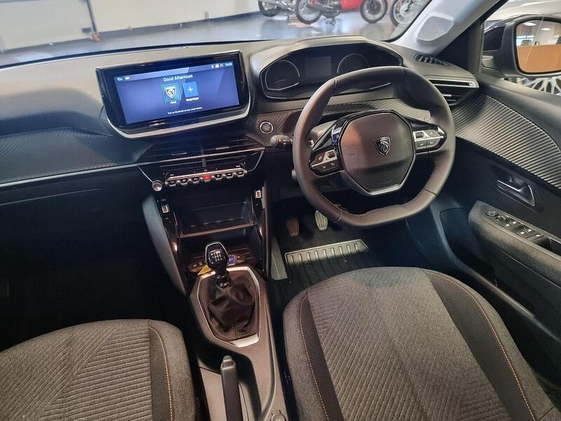 Peugeot 208 1.2 PureTech Style Hatchback 5dr Petrol Manual Euro 6 (s/s) (100 ps) - U112