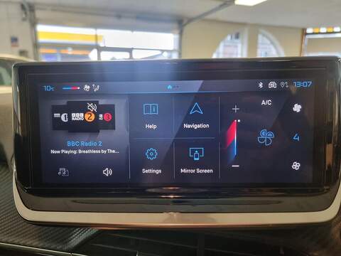 Peugeot 208 1.2 PureTech Style Hatchback 5dr Petrol Manual Euro 6 (s/s) (100 ps) - U112