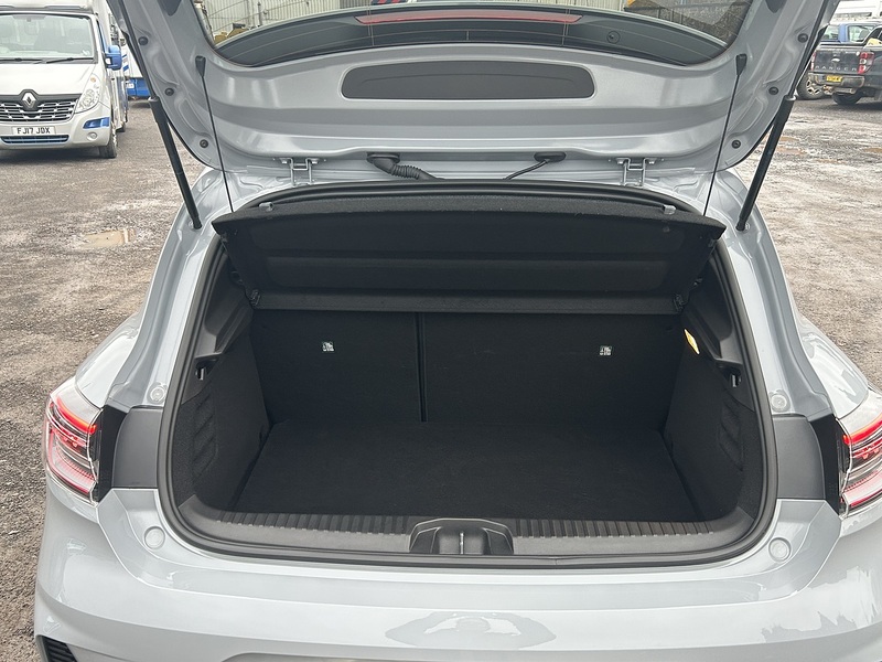 Renault Clio 1.0 TCe esprit Alpine Hatchback 5dr Petrol Manual Euro 6 (s/s) (90 ps) - U116