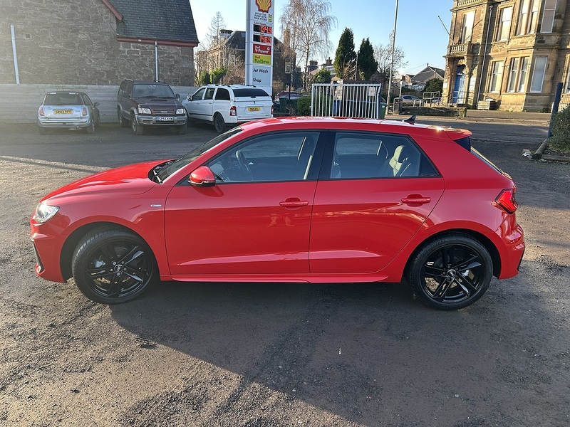 Audi A1 1.0 TFSI 30 S line Sportback 5dr Petrol Manual Euro 6 (s/s) (116 ps) - U118