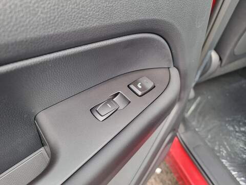 KGM Musso 2.2D Saracen Auto 4WD Euro 6 4dr - U122