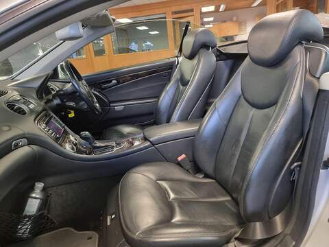Mercedes-Benz SL 5.0 SL500 2dr - U124
