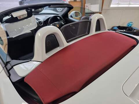 Porsche Boxster 2.7 981 Convertible 2dr Petrol PDK Euro 6 (s/s) (265 ps) - U126