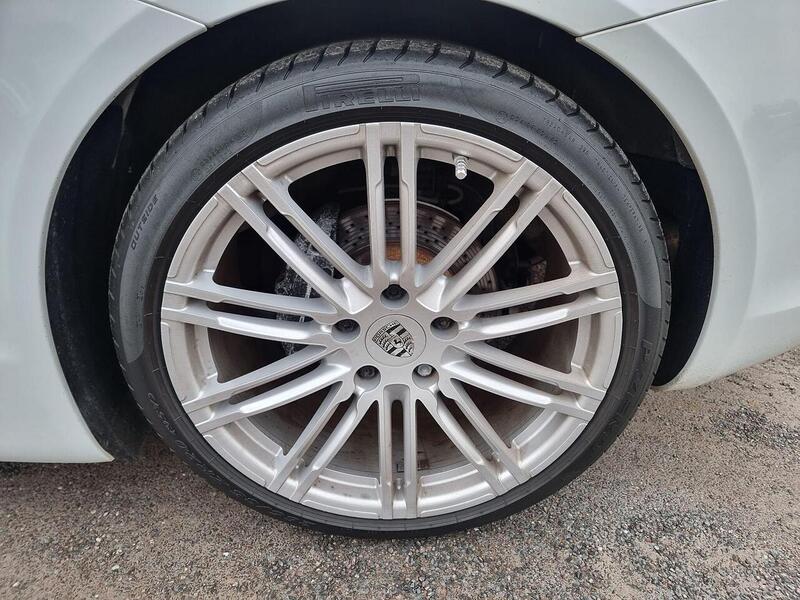 Porsche Boxster 2.7 981 Convertible 2dr Petrol PDK Euro 6 (s/s) (265 ps) - U126