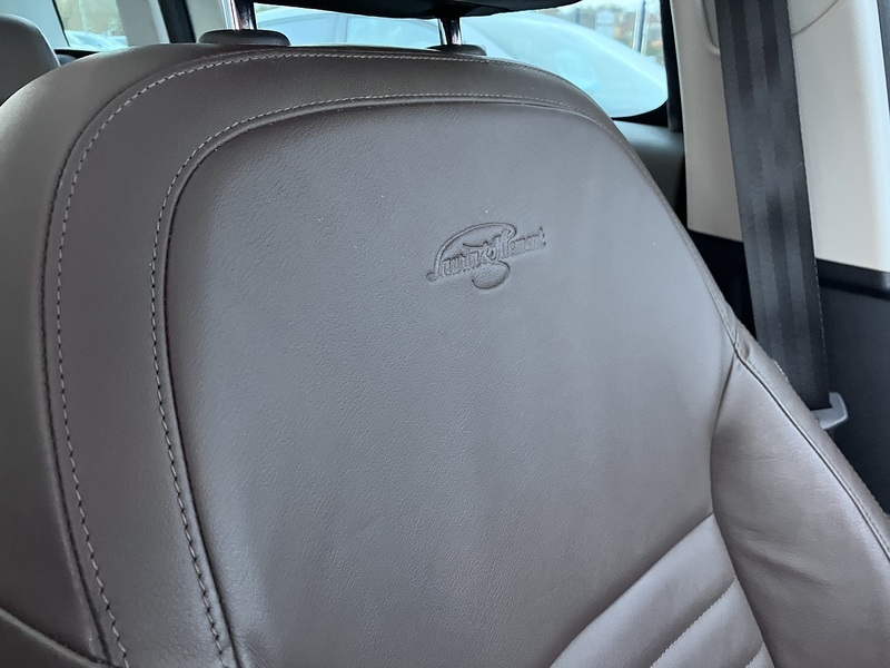 Skoda Yeti 2.0 TDI Laurin & Klement Outdoor 5dr Diesel DSG 4WD Euro 6 (s/s) (150 ps) - U129