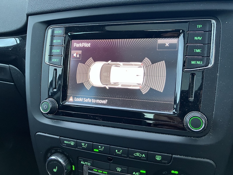 Skoda Yeti 2.0 TDI Laurin & Klement Outdoor 5dr Diesel DSG 4WD Euro 6 (s/s) (150 ps) - U129